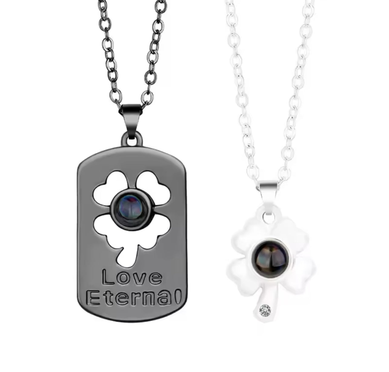 COLLARES PAREJA TRÉBOL  DE LA SUERTE REFLEJAN TE AMO EN 100 IDIOMAS