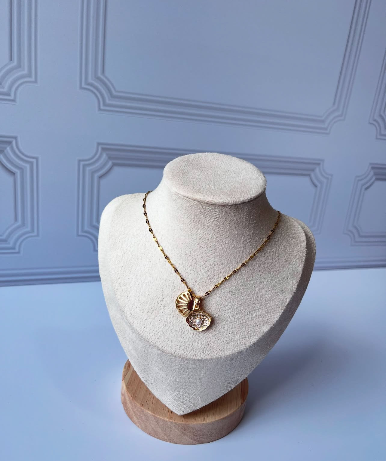 COLLAR CONCHA DE MAR PERLA ELEGANTE CRISTAL DE CIRCONIA