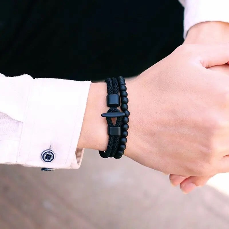 BRAZALETES HEBILLA DE HERRADURA ÓNIX LEATHER MINIMALISTAS