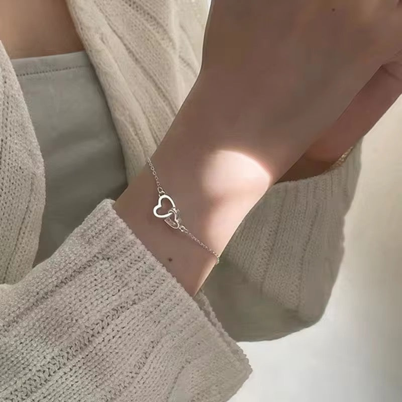 BRAZALETE CORAZÓN DOBLE MINIMALISTA