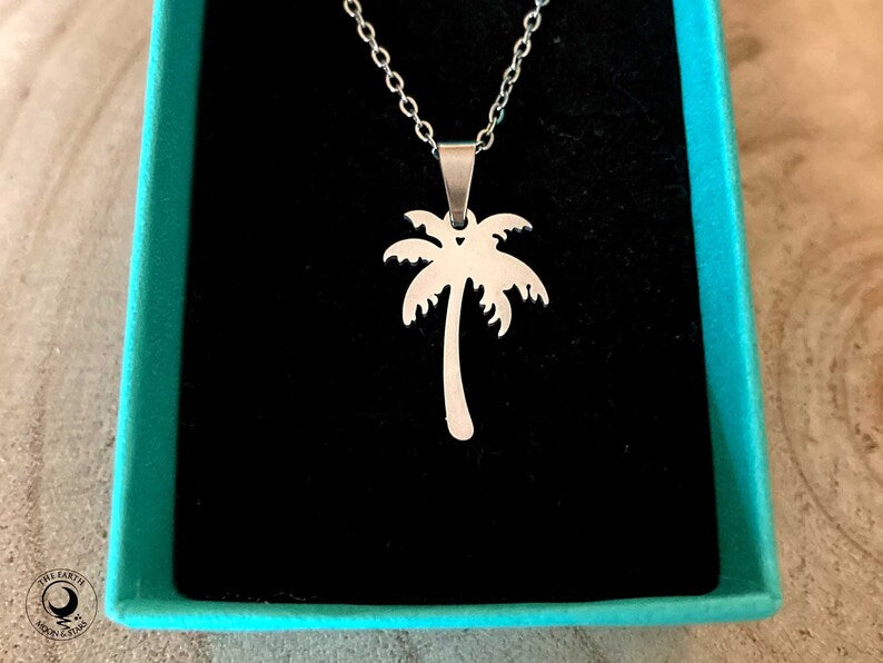 COLLAR ISLEÑA PALMERA ISLA MINIMALISTA