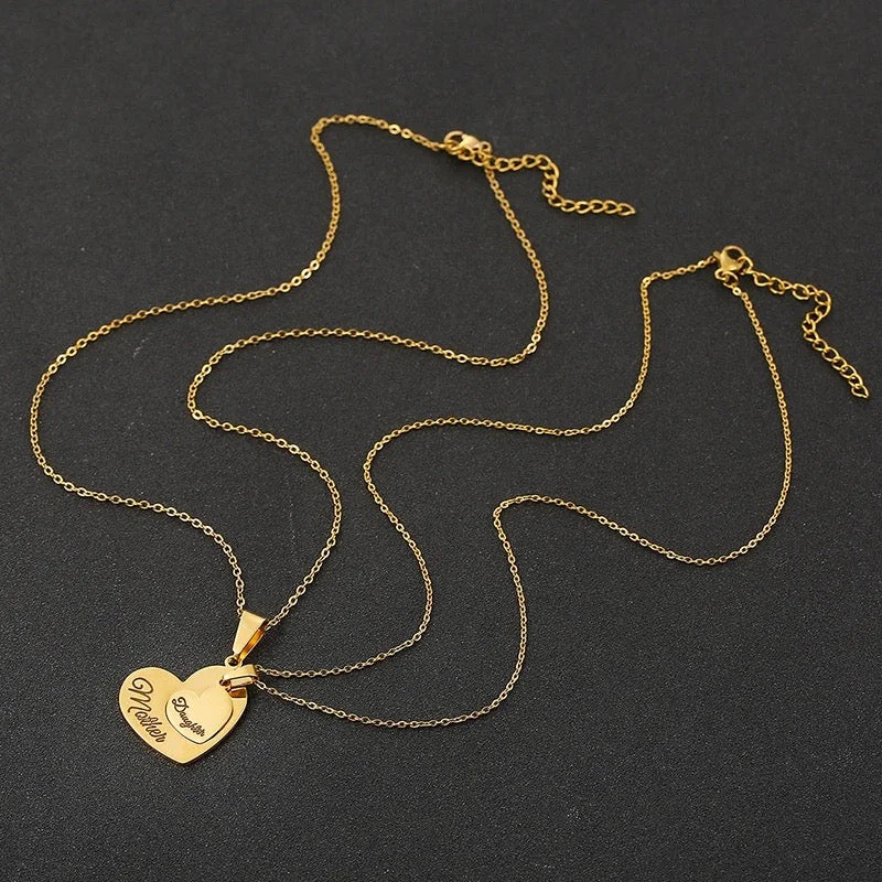 COLLARES MADRE E HIJA CORAZONES ROMPECABEZAS