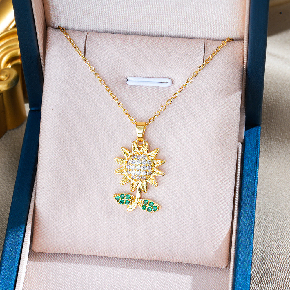 COLLAR FLOR GIRASOL CRISTALES INCRUSTADOS MINIMALISTA
