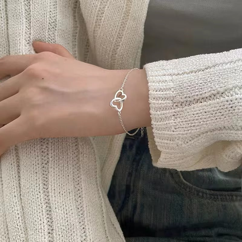 BRAZALETE CORAZÓN DOBLE MINIMALISTA