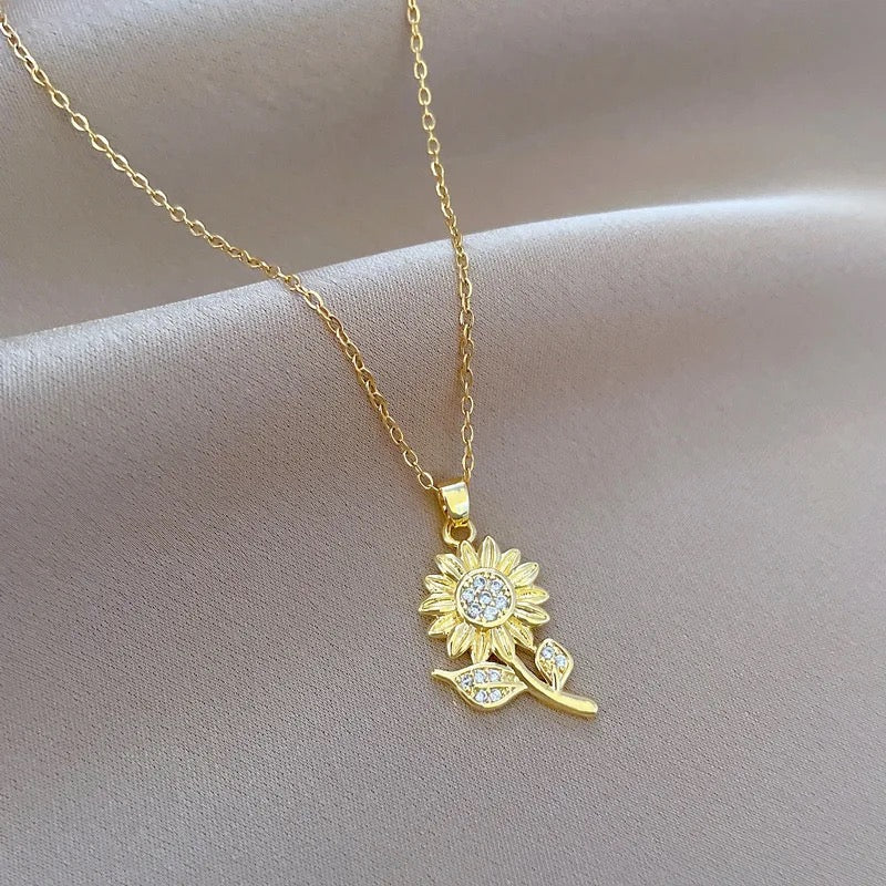 COLLAR FLOR GIRASOL LIGERA MINIMALISTA