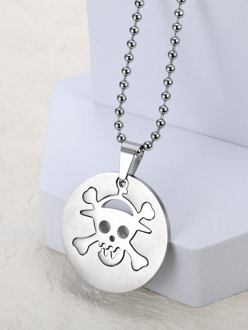 COLLAR ONE PIECE PIRATA ANIME