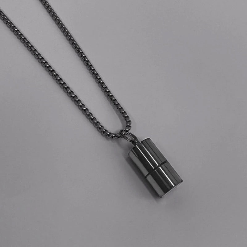 COLLAR DIJE DE ENCENDEDOR FUNCIONAL PUNK