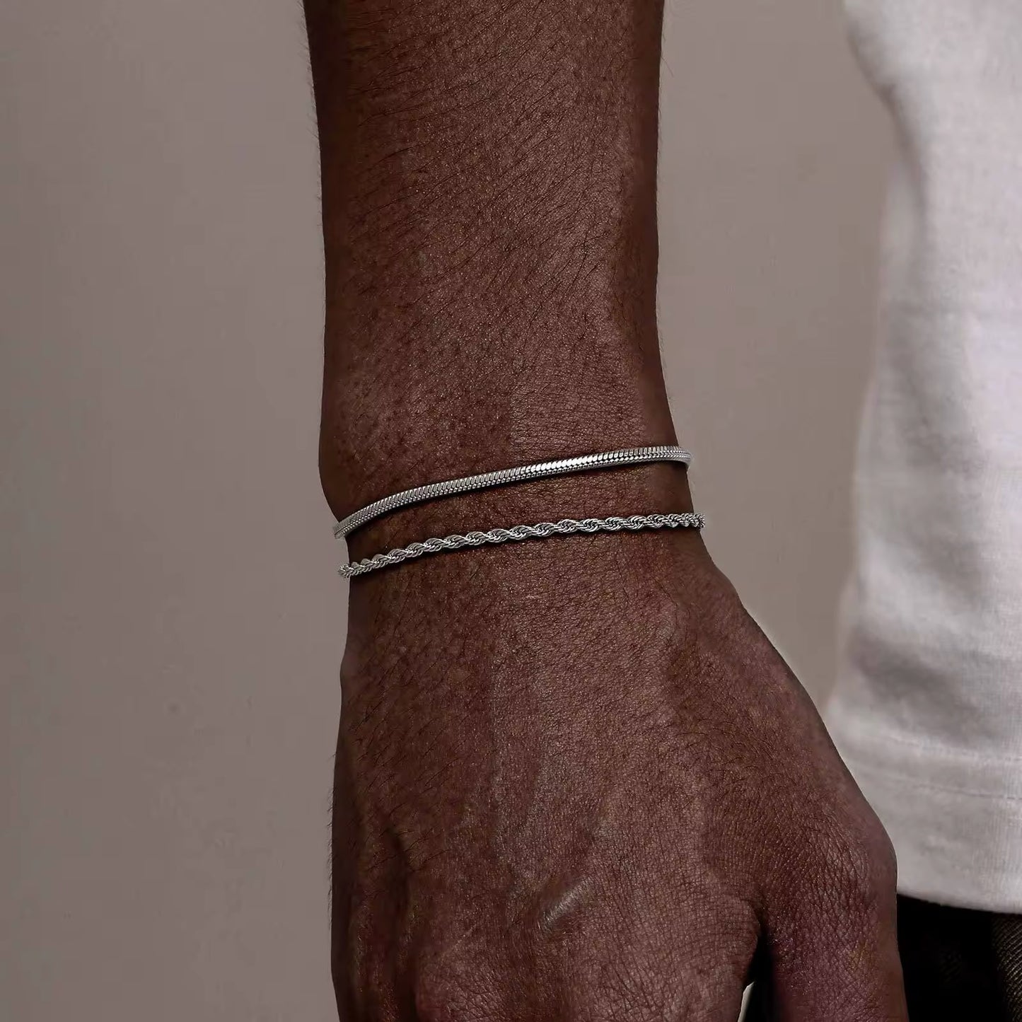BRAZALETE ELEGANTE FINO MINIMALISTA ACERO