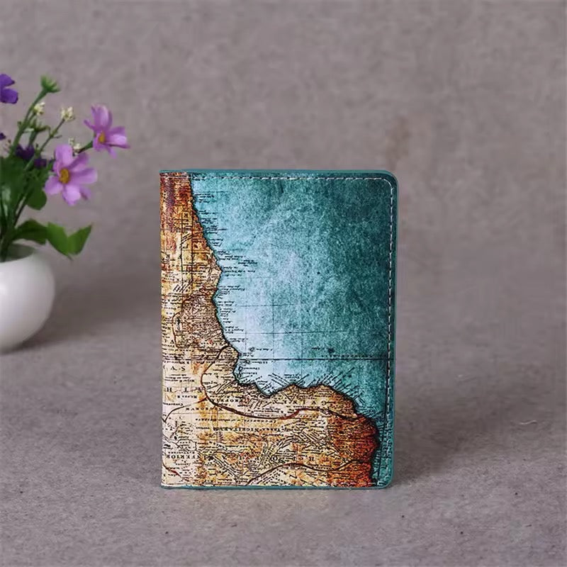 PORTA PASAPORTES CON DISEÑO LEATHER SINTÉTICO