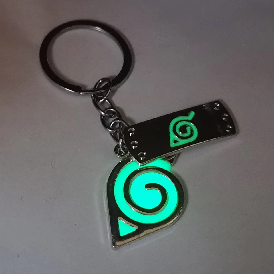 LLAVERO NARUTO ANIME BRILLA EN LA OSCURIDAD