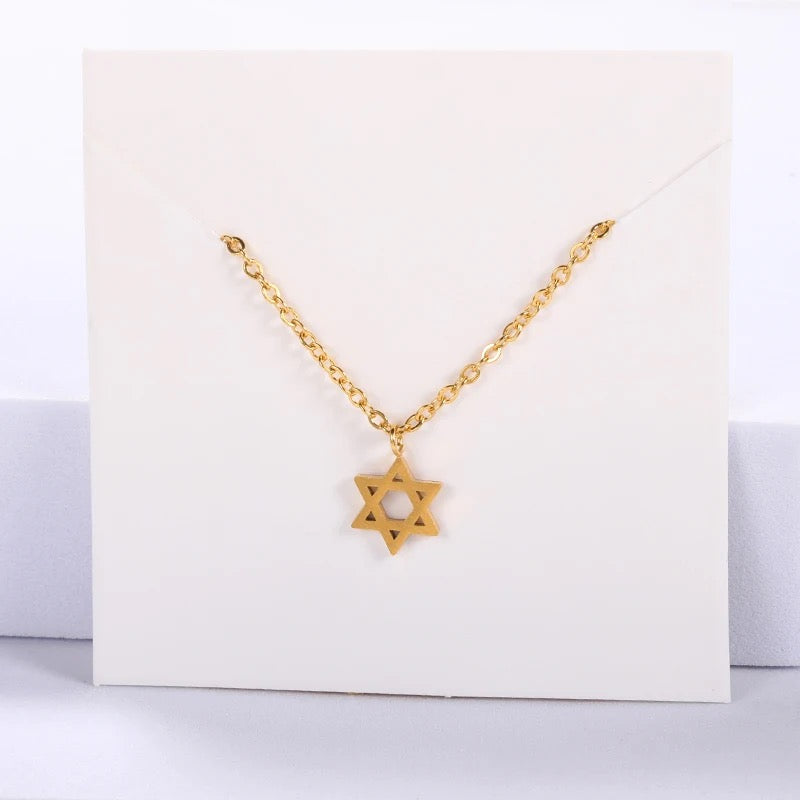 COLLAR ESTRELLA DE DAVID PEQUEÑA MINIMALISTA