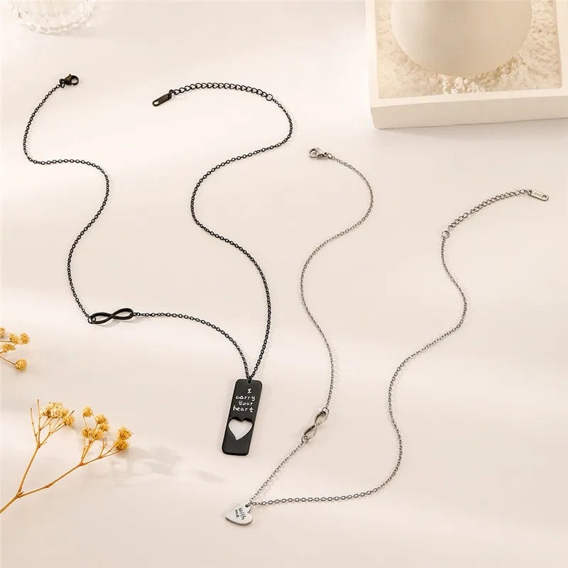 COLLARES ROMPECABEZAS BLANCO Y NEGRO PAREJAS