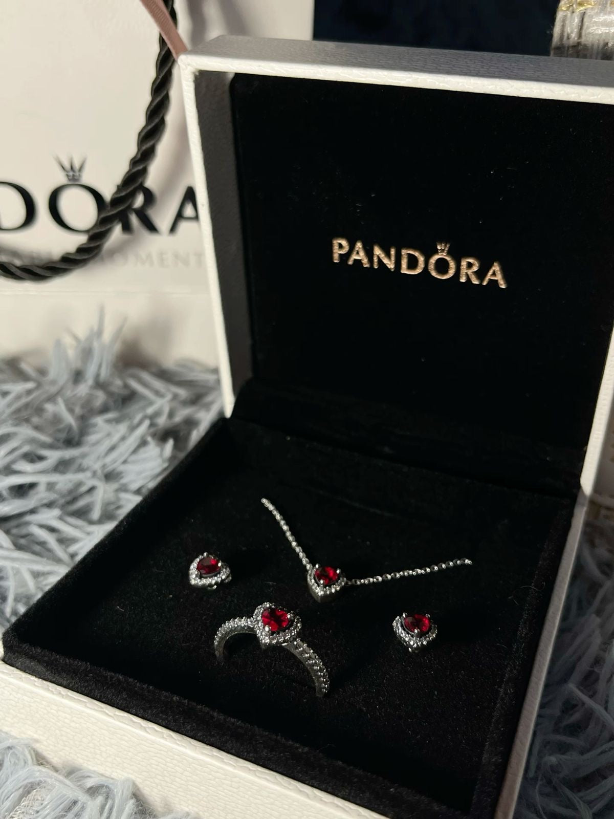 SET ESTILO PANDORA CORAZÓN MINIMALISTA CIRCONIA ELEGANTE