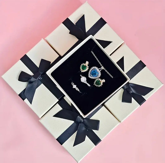 CAJA DE REGALO MEDIANAS CON LASOS