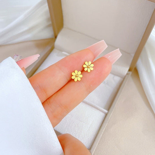 ARETES MARGARITAS MINIMALISTA DELICADO