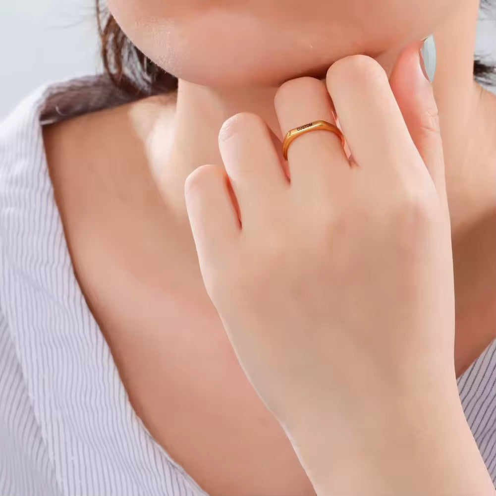 ANILLO PLACA MINIMALISTA PERSONALIZADO