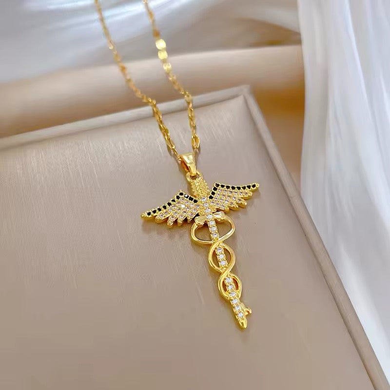 COLLAR  SÍMBOLO MÉDICO ELEGANTE CRISTALES DE CIRCONIA