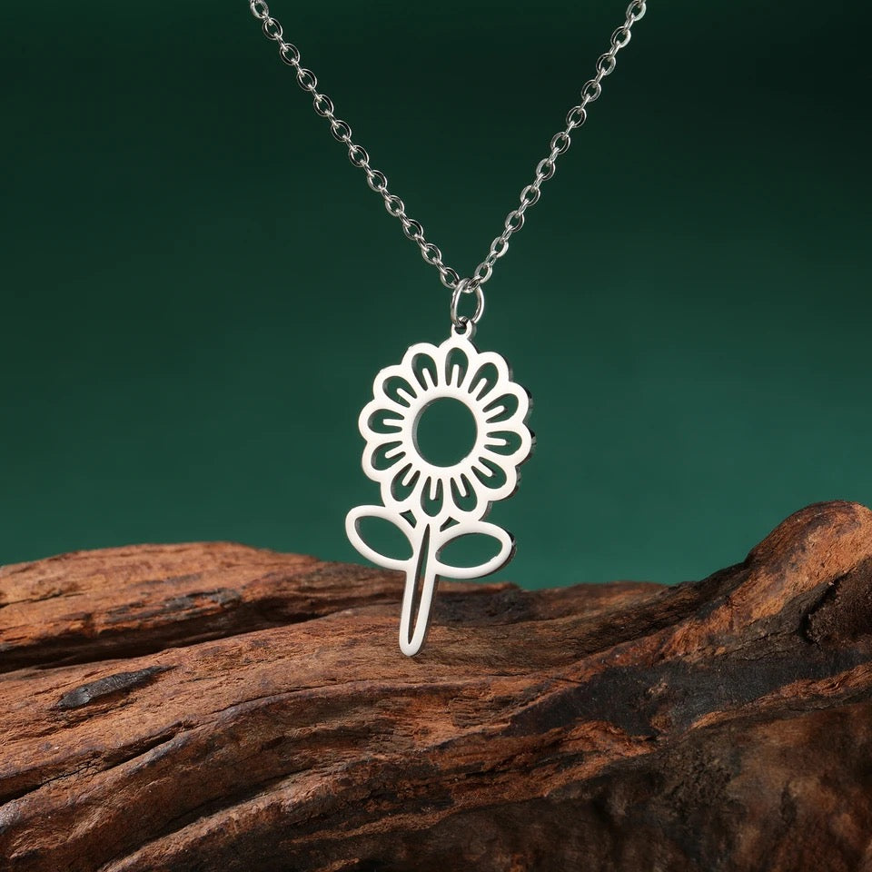 COLLAR FLOR HUECA NATURALEZA DELICADA