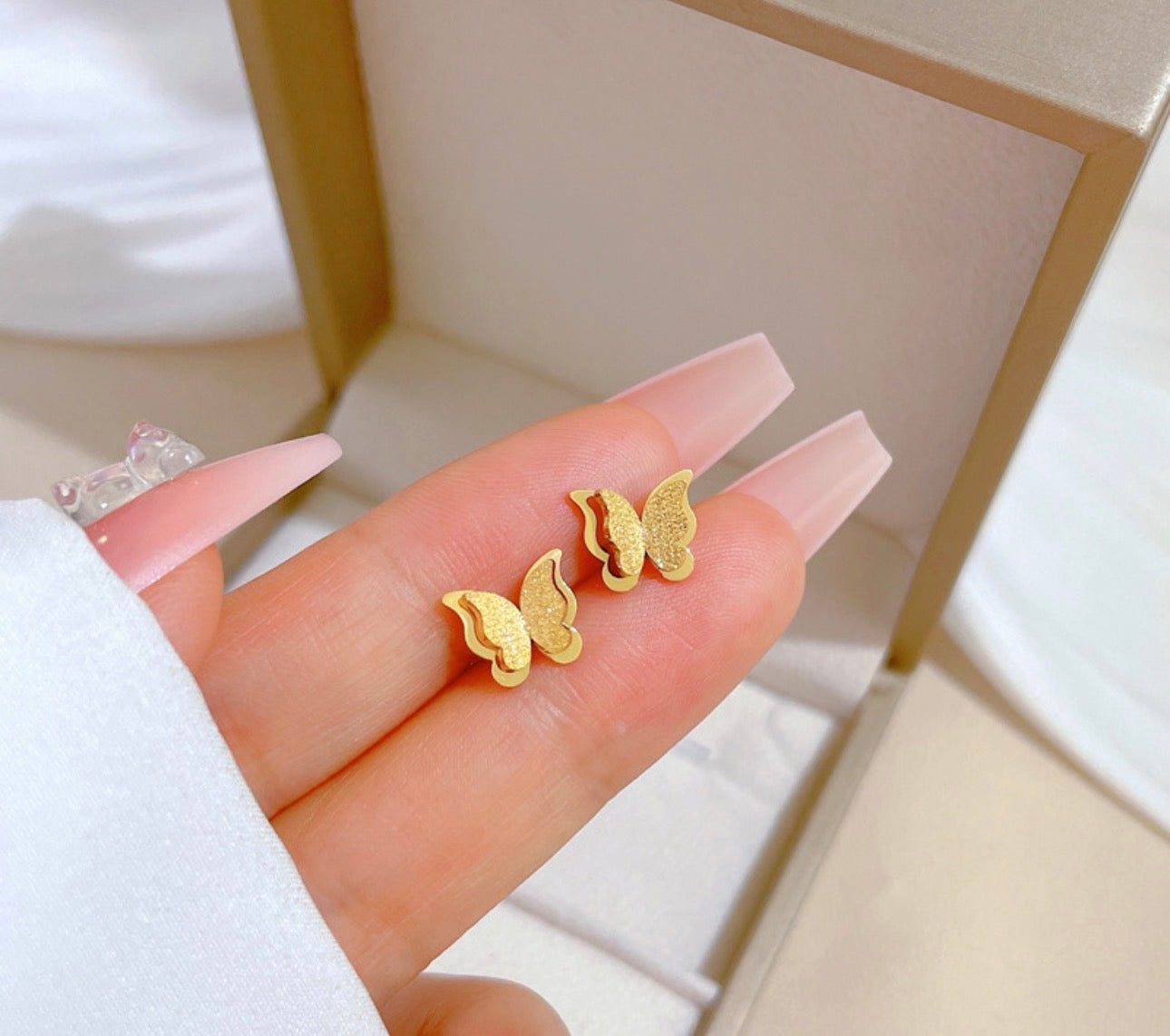 PENDIENTES ARETES LITTLE BUTTERFLY MARIPOSA MINIMALISTAS