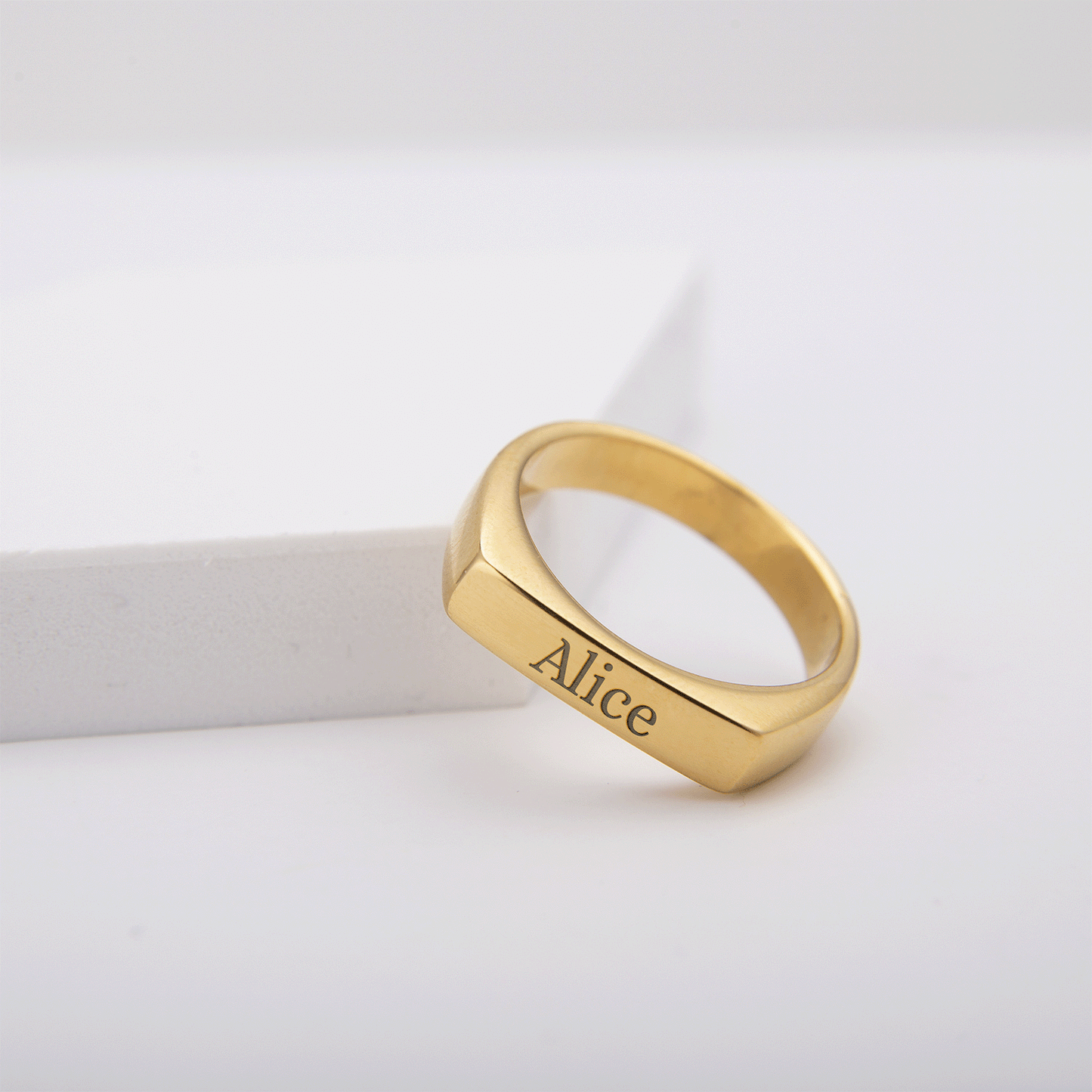 ANILLO PLACA MINIMALISTA PERSONALIZADO