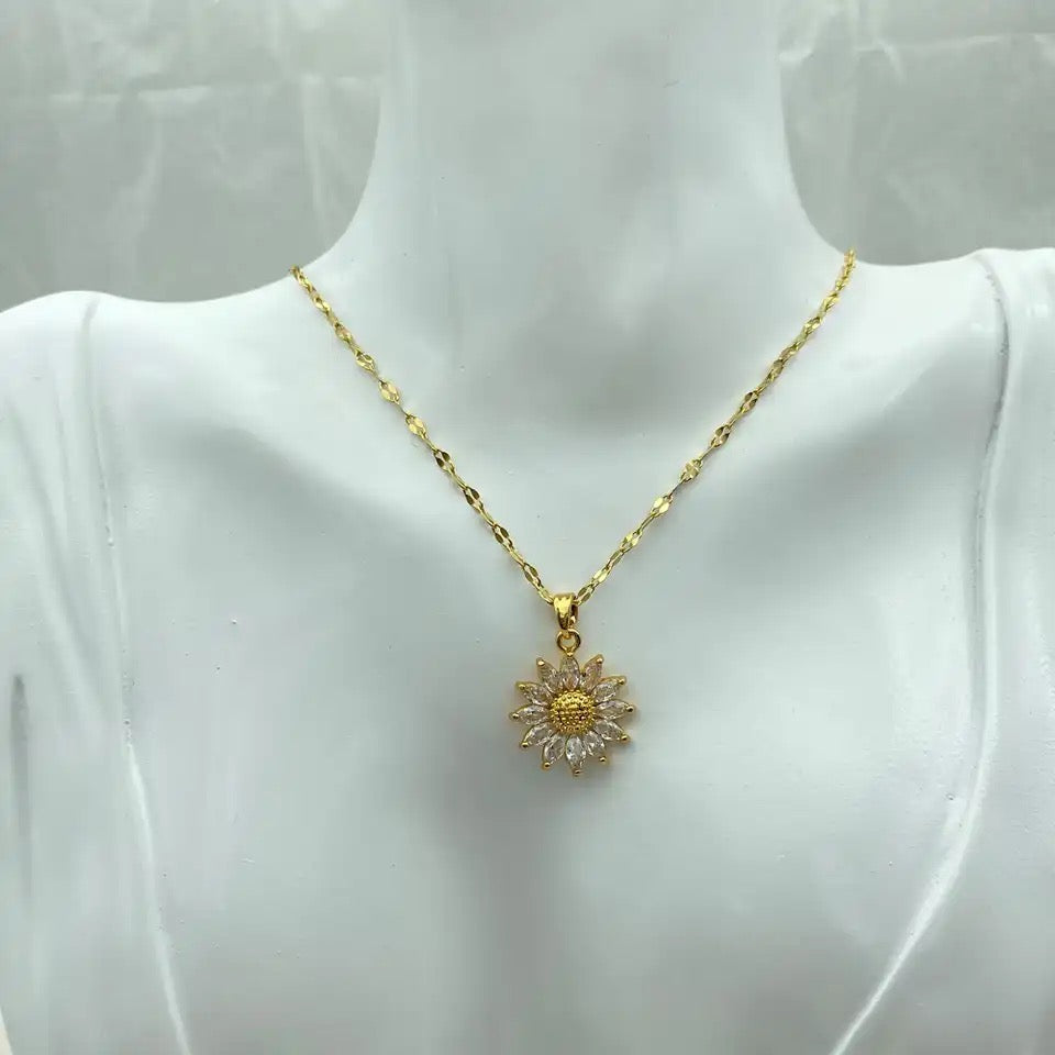 COLLAR FLOR GIRASOL CRISTALES MINIMALISTA ELEGANTE