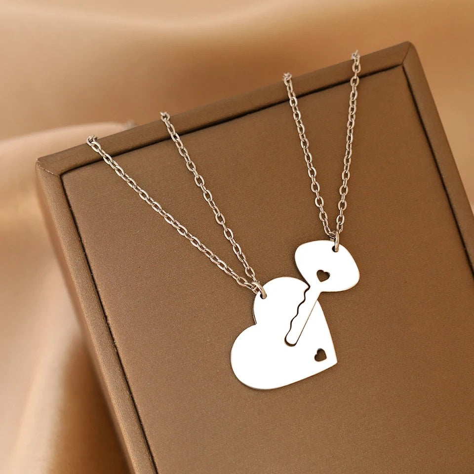 COLLARES FINOS LLAVE Y CORAZÓN ROMPECABEZAS PERSONALIZADOS