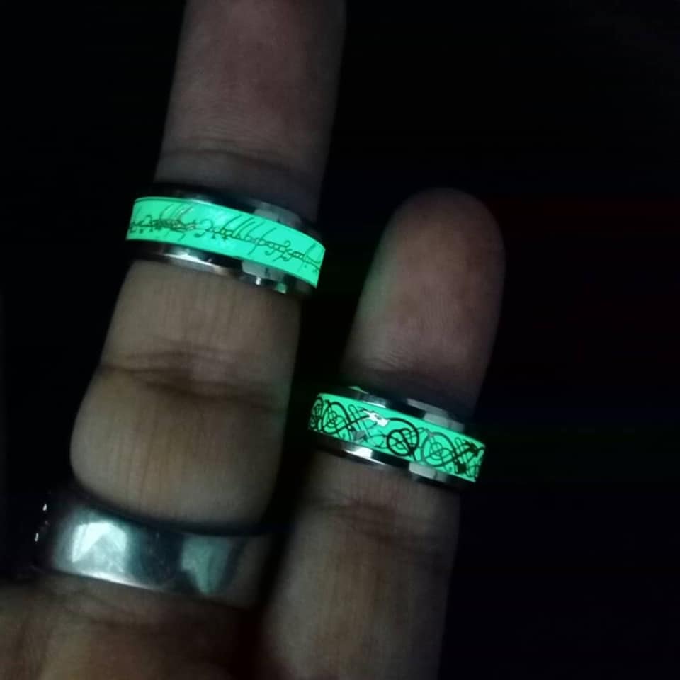 ANILLO LUMINOSOS PLATEADOS DE ACERO INOXIDABLE