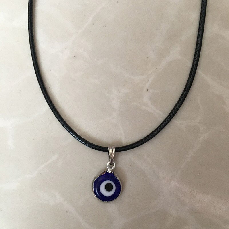 COLLAR MINIMALISTA OJO TURCO PLANO