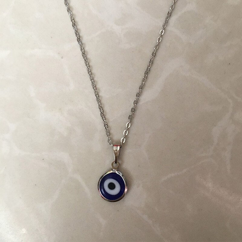 COLLAR MINIMALISTA OJO TURCO PLANO