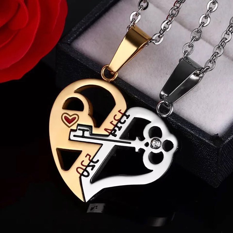 COLLARES CORAZÓN PARTIDO & LLAVE