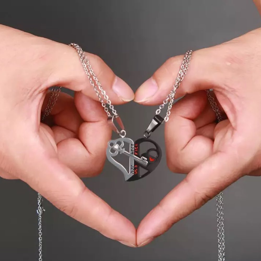 COLLARES CORAZÓN PARTIDO & LLAVE