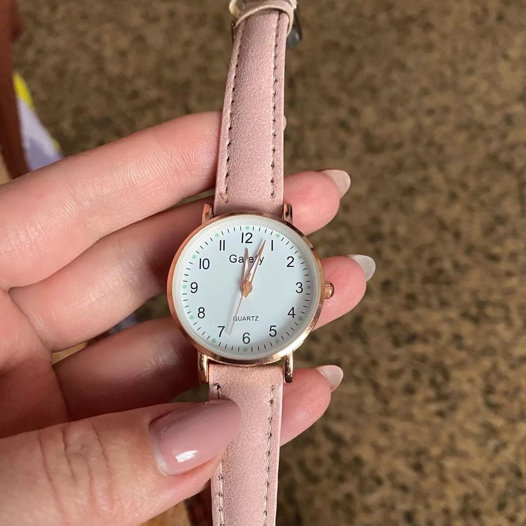 RELOJ VINTAGE MINIMALISTA BRILLA EN LA OSCURIDAD