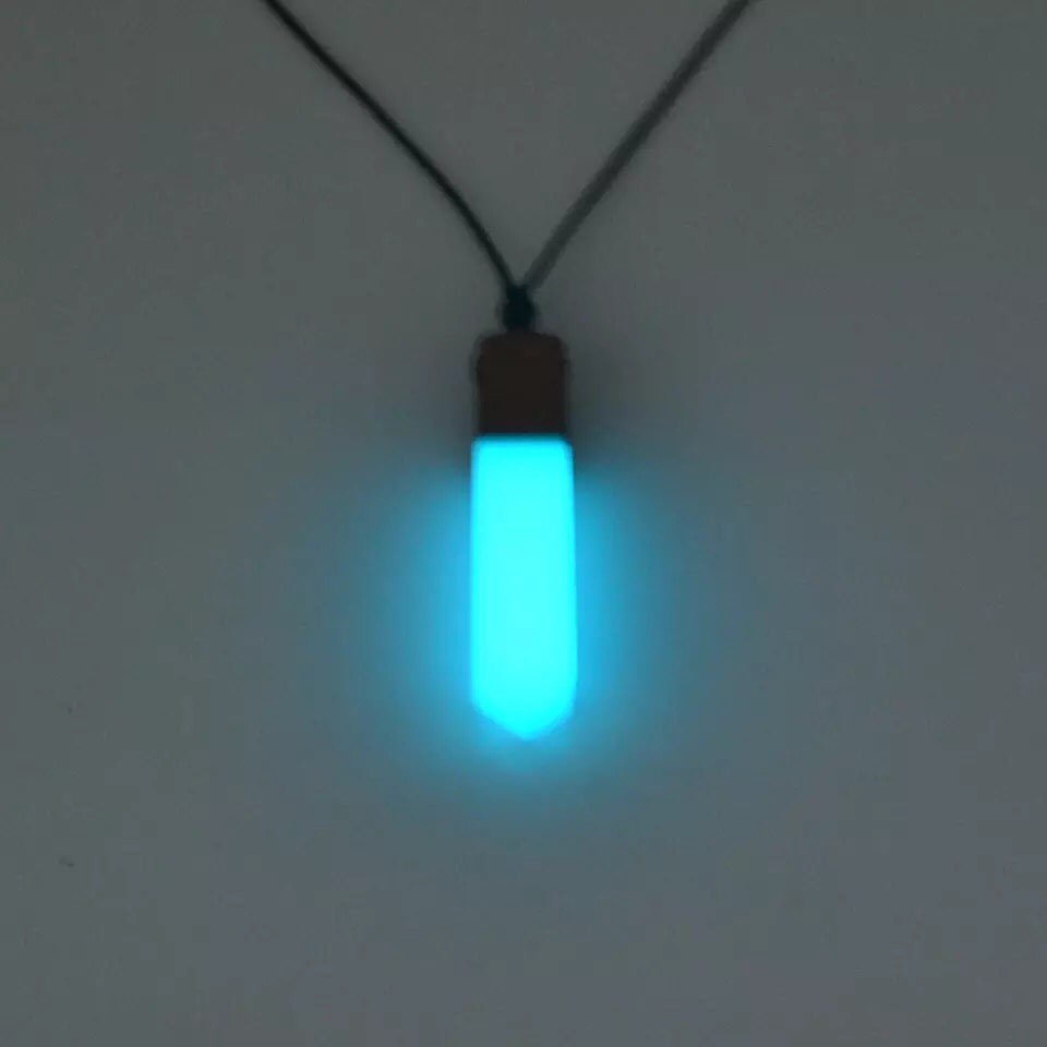 COLLAR DE RESINA MADERA INCRUSTADA BRILLAN EN LA OSCURIDAD