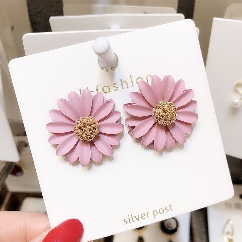 PAR ARETES FLORALES