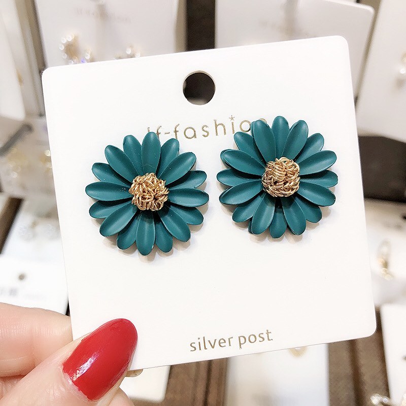 PAR ARETES FLORALES