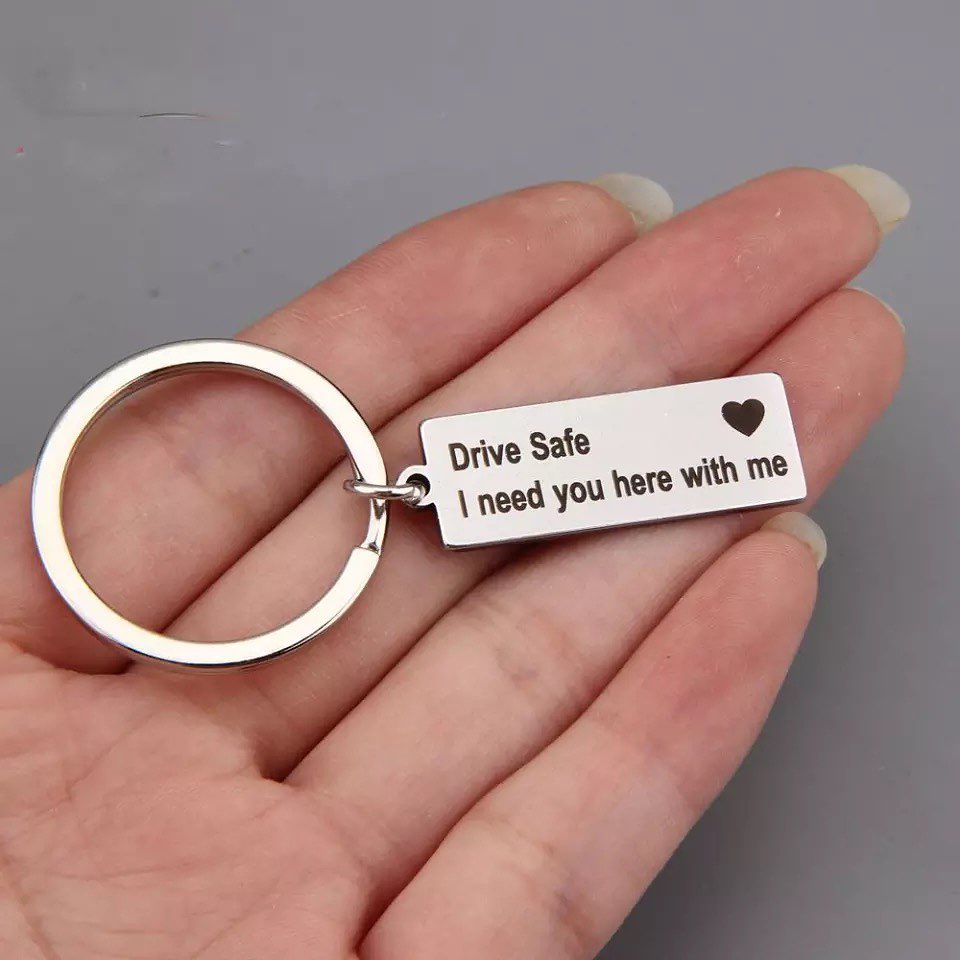 LLAVEROS MINIMALISTAS ACERO INOXIDABLE MENSAJE ROMANTICO