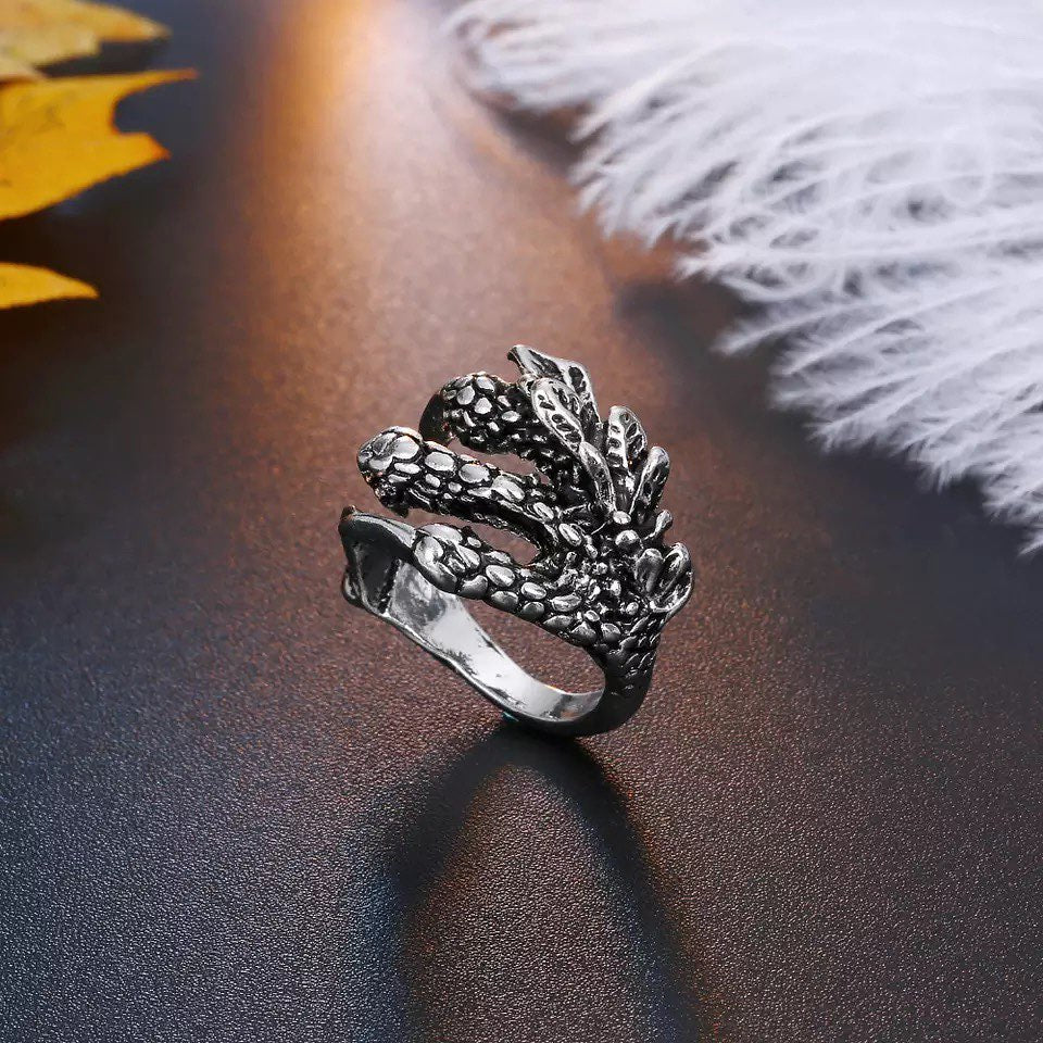 ANILLO GARRAS DE DRAGÓN VINTAGE PUNK