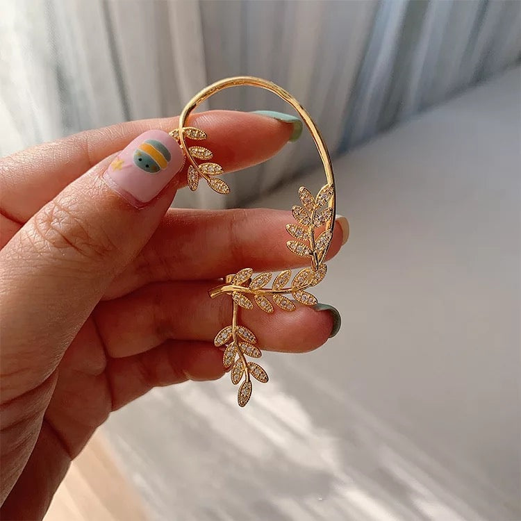 ARETES OREJA COMPLETA DE CRISTAL SIN PERFORACIÓN