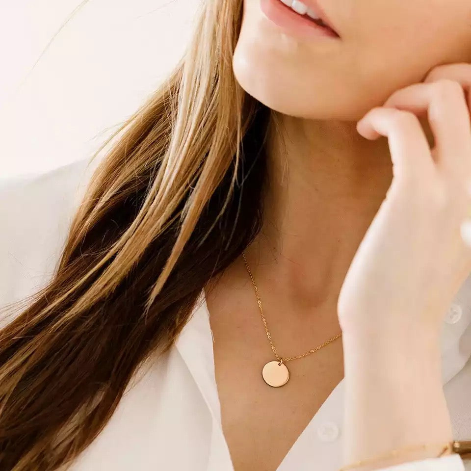 COLLAR REDONDO  MINIMALISTA