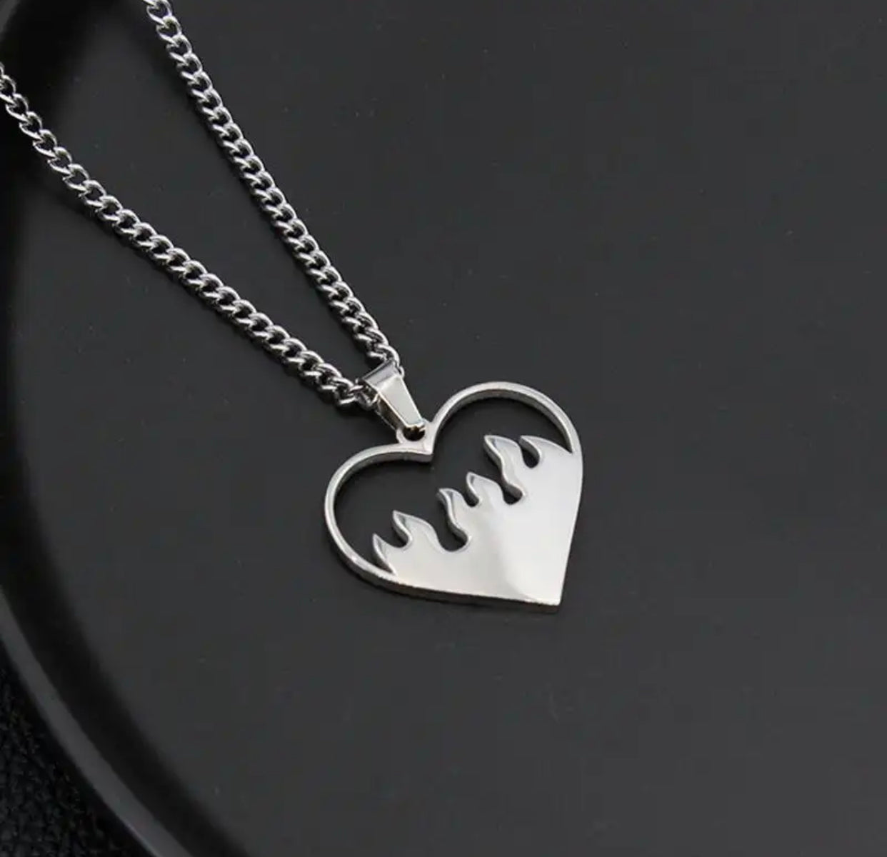 COLLARES PUNK VARIOS DISEÑOS GRANDES UNISEX