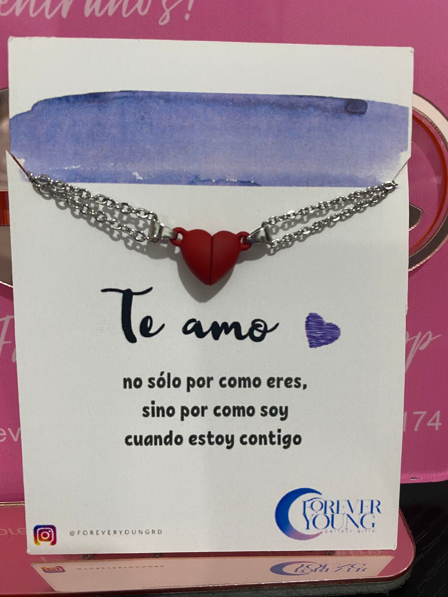 COLLARES MAGNÉTICOS CORAZONES MINIMALISTAS CON EXHIBIDOR