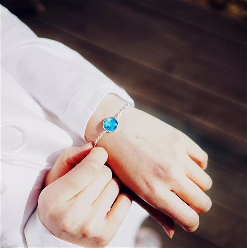 BRAZALETE LUNA LLENA MINIMALISTA EN LA OSCURIDAD
