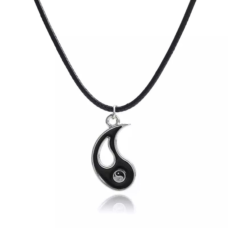 COLLARES YIN YANG DISEÑO ABIERTO CORDÓN LEATHER