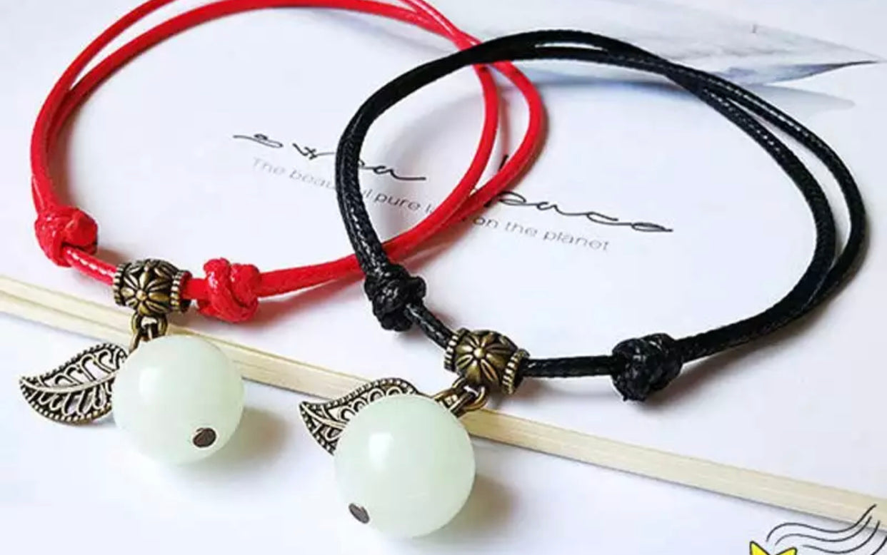 BRAZALETE \TOBILLERA CON HOJA BRILLA EN LA OSCURIDAD
