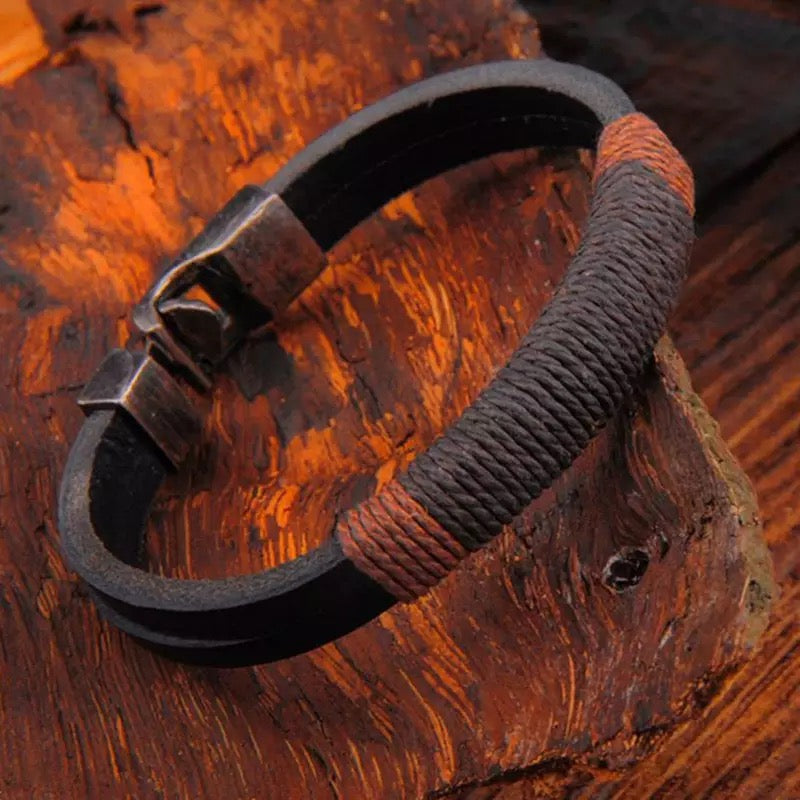 BRAZALETE DE CUERO LEATHER VINTAGE