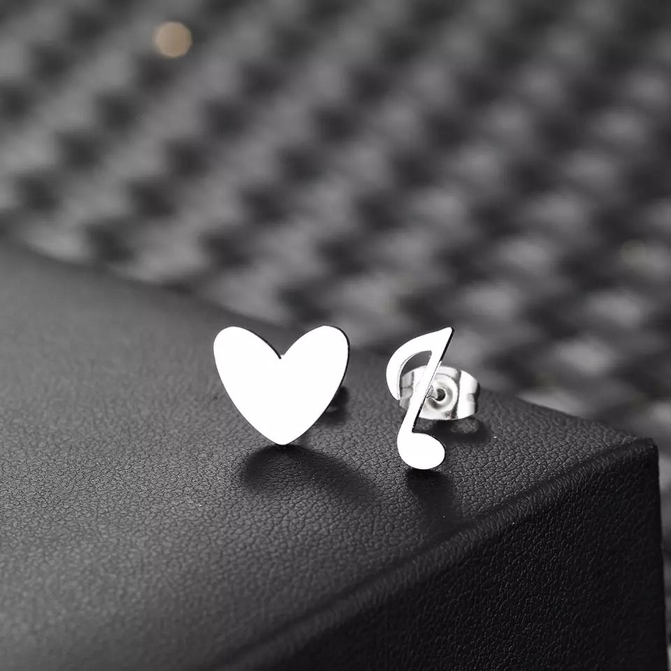 PENDIENTES LOVE MUSIC MINIMALISTAS