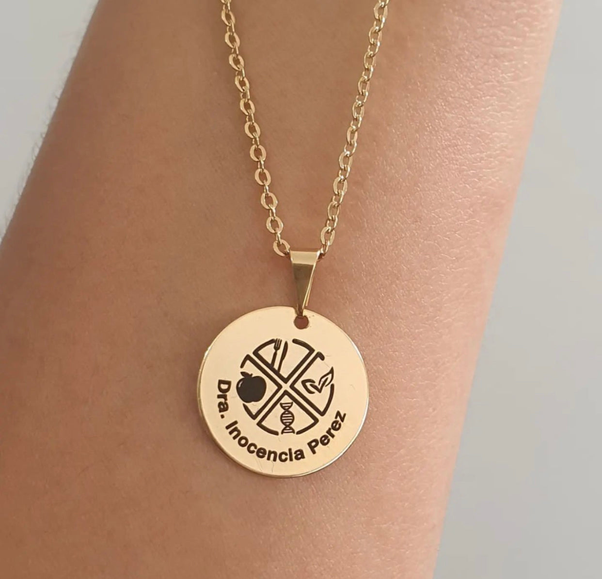 COLLAR CIRCULAR UNISEX PERSONALIZADO