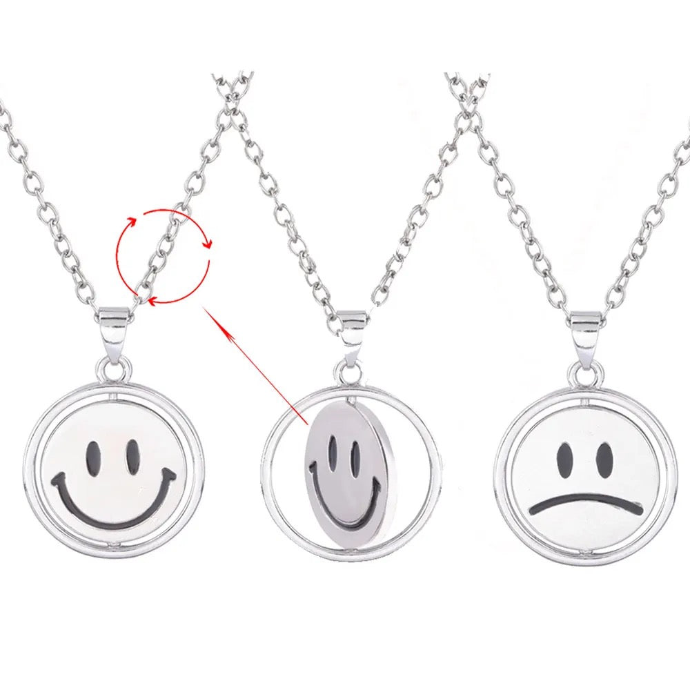 COLLAR PUNK CARA FELIZ TRISTE GIRATORIA UNISEX
