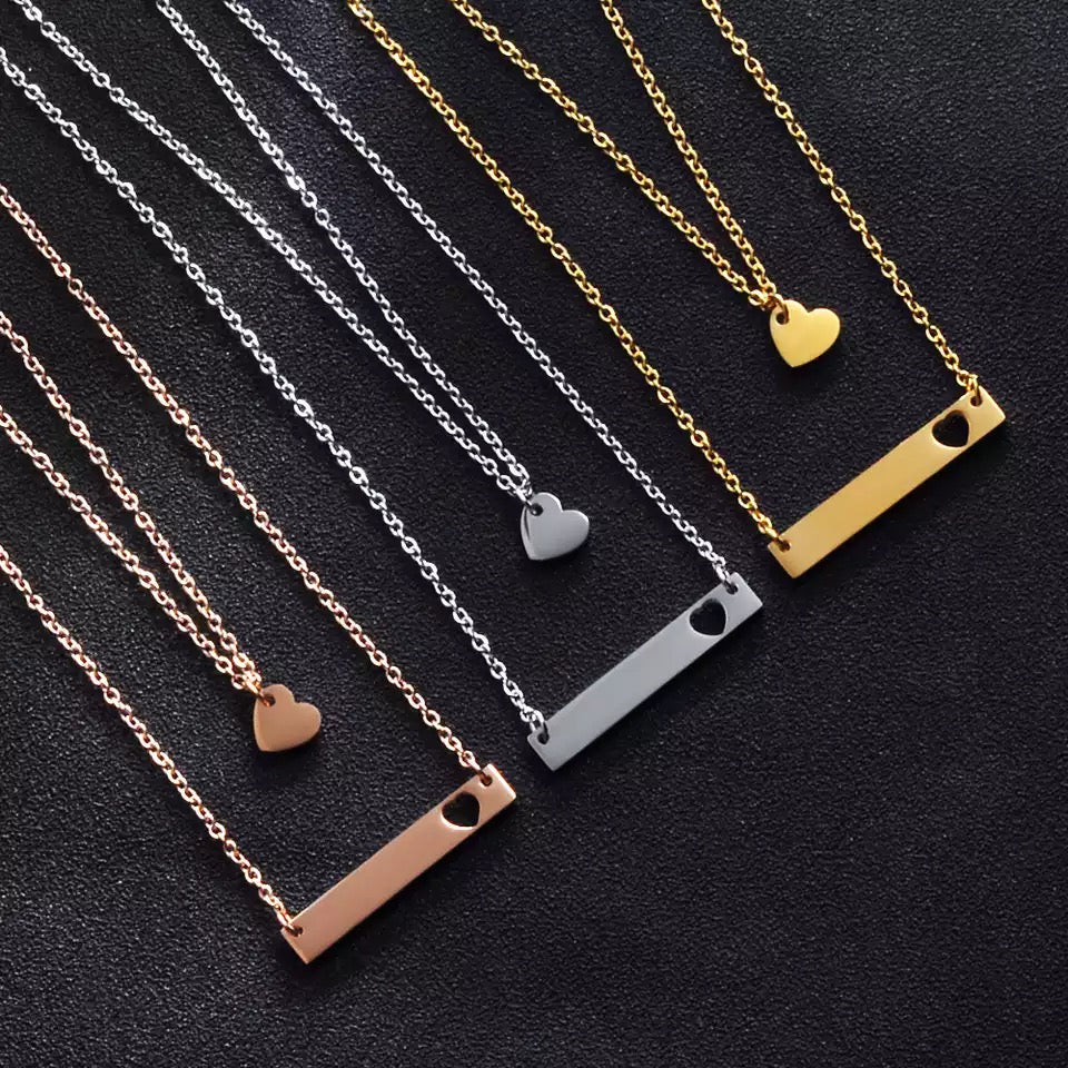 COLLAR CORAZÓN DOBLE CAPA PERSONALIZABLE MINIMALISTA