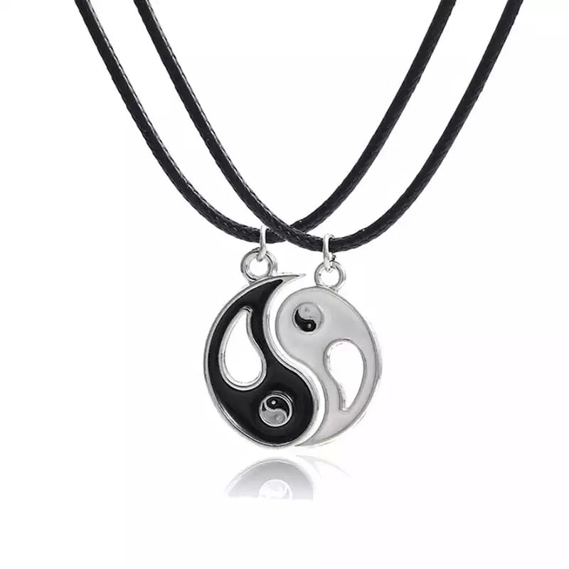 COLLARES YIN YANG DISEÑO ABIERTO CORDÓN LEATHER